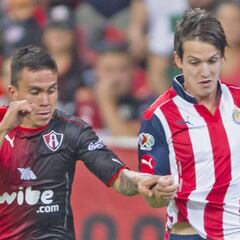 ¿Fue justo el penal para Atlas y el gol anulado a Chivas?: Los expertos opinan