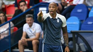 Dimisión sorpresa de Henry