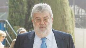 <b>LOS CUATRO MAGNÍFICOS. </b>José Manuel Lara, mayor accionista: ¿se mojará? Dani, el segundo; Sebastián Javier, el tercero y Antonio Martín, el cuarto. ¿Se juntarán o seguiremos igual?