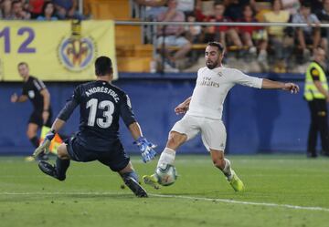 Bale empató justo antes del descanso a pase de Carvajal. 1-1.