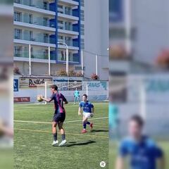 El hijo de Ronaldinho debutó con el Barcelona en el Mediterranean International Cup