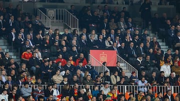 Entre canapés en Mestalla, Mundial 2030