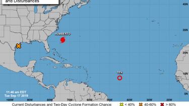 Alertan de condiciones extremas para el surf por la llegada del huracán Humberto