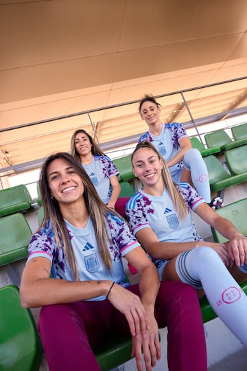 Así es la segunda equipación de la selección para la Copa Mundial Femenina