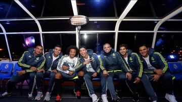 Los jugadores del Madrid ven Melbourne de noche en barco