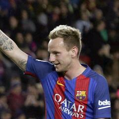 Oficial: Rakitic renueva con el Barcelona hasta 2021