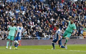 Benzema anotó el 2-0 definitivo.  