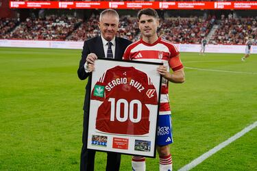 Aprobados y suspensos del Granada: repóquer en media hora de furia