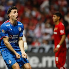 A new striker has arrived at Cruz Azul