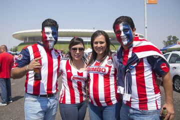 Los aficionados ya calientan el previo a la Final del Clausura 2017 que se disputará en el Estadio Chivas