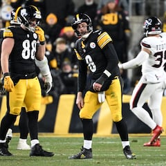 Aaron Rodgers makes stance on Mike Tomlin’s future clear, blasts NFL media coverage