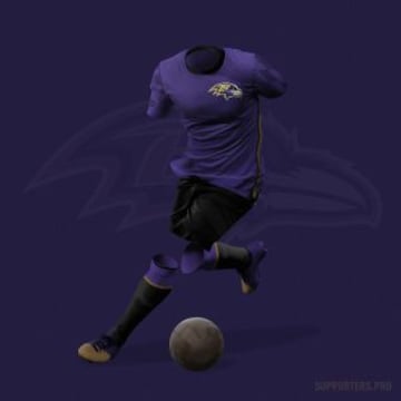 ¿Te imaginas cómo lucirían las camisetas de los 32 equipos de la NFL si fueran de fútbol? Muy elegante el uniformes de los Cuervos de Baltimore.