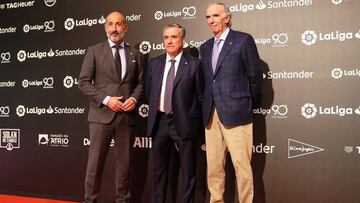 Elizegi, con Dani e Iribar