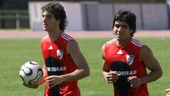 Falcao e Higua&iacute;n entrenando en el Monumental de River. 