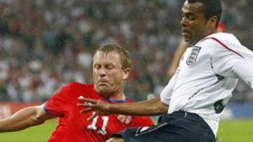 <strong>MALAS VIBRACIONES.</strong> Capello sigue sin encontrar el camino para que Inglaterra brille.