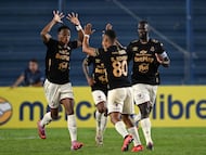 Tolima's midfielder #80 Bryan Rovira celebrates after scoring his team's first goal during the Copa Libertadores group stage football match between Uruguay's Nacional and Colombia's Deportes Tolima at the Gran Parque Central stadium in Montevideo on April 14, 2026. (Photo by Eitan ABRAMOVICH / AFP)