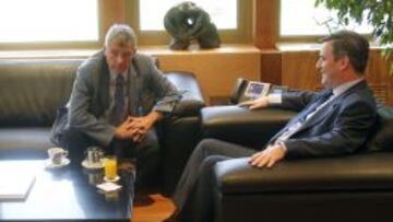 Miguel Cardenal, con Villar.