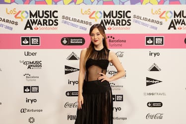 La presentadora Cristina Regatero posa en el photocall de Los40 Music Awards.