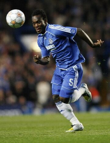 Si hoy en día Chelsea es de los equipos más competitivos en Europa se debe en gran parte a lo hecho por el ghanés que ayudó a ganar un par de veces la Premier League e incluso una Champions League.