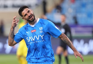 Al Hilal pierde a Mitrovic