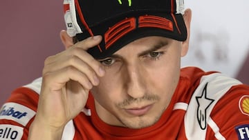 Lorenzo: "Nos falta mucho para llegar al nivel de Maverick"