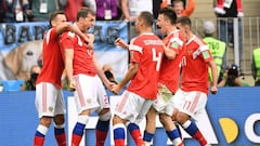 Rusia le da una paliza a Pizzi