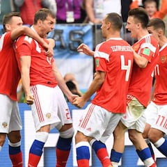 Cheryshev y Golovin se recrean