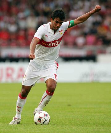 Pavel pardo pasó en 2006 del América al Stuttgart