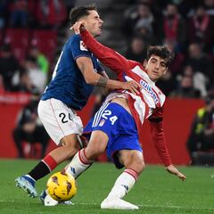 Prados, brillante en su primera titularidad en Liga