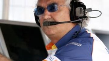 Briatore durante un Gran Premio de Fórmula 1