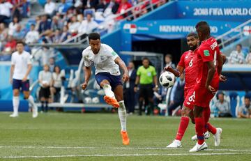 Una jugada de Lingard haciéndose una pared con Sterling y el volante la pegó a la escuadra panameña.