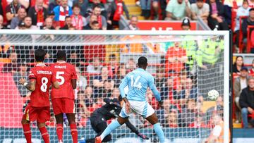 Soccer Football - Premier League - Liverpool v Nottingham Forest - Anfield, Liverpool, Britain - September 14, 2024 Nottingham Forest's Callum Hudson-Odoi scores their first goal past Liverpool's Alisson Becker REUTERS/Molly Darlington EDITORIAL USE ONLY. NO USE WITH UNAUTHORIZED AUDIO, VIDEO, DATA, FIXTURE LISTS, CLUB/LEAGUE LOGOS OR 'LIVE' SERVICES. ONLINE IN-MATCH USE LIMITED TO 120 IMAGES, NO VIDEO EMULATION. NO USE IN BETTING, GAMES OR SINGLE CLUB/LEAGUE/PLAYER PUBLICATIONS. PLEASE CONTACT YOUR ACCOUNT REPRESENTATIVE FOR FURTHER DETAILS..