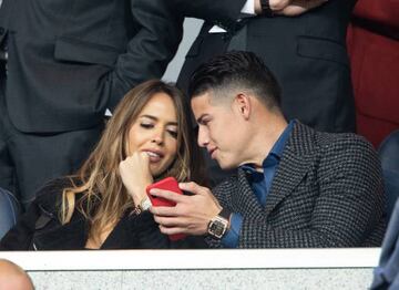 James Rodríguez y Shannon de Lima en el palco del Santiago Bernabéu durante la final de la Copa Libertadores 2018 entre el River Plate y el Boca Juniors.