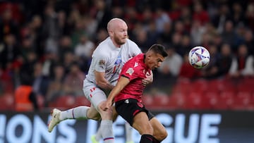 Myrto Uzuni, en un partido con Albania.