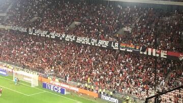 Interrumpido por una pancarta homófoba el Niza-OM