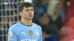 El defensa de 40M€ de Guardiola la pifia y regala un gol en el 2′: ver para creer