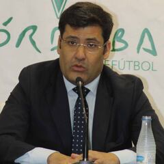 "La temporada ha sido un fracaso pero ya trabajamos en un proyecto de ascenso"