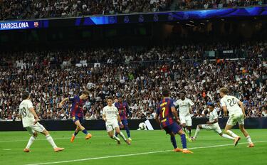 Fermín marca el 1-1 al Real Madrid. 