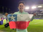 El lateral que dará un salto en la MLS y que quiere pelear un puesto con Suazo en la Roja