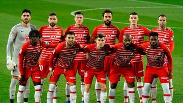 Once del Granada hace un mes. Varios de estos jugadores no estarán en Budapest.