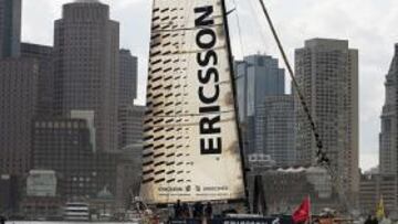 <b>A TODA VELA.</b> El Ericsson 4 es más líder de la Vuelta del Mundo de Vela tras ganar la sexta etpa con final en Boston. Aún así, a los suecos les costó cruzar la meta por los vientos que azotaban sobre la costa estadounidense.