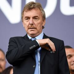 Boniek: "Cinco cambios no es fútbol, Polonia no adoptará esta propuesta populista de FIFA"