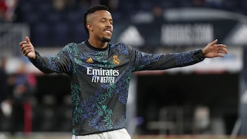 Eder Militao volver&aacute; a jugar esta noche con el Madrid.