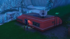 Desafío de Fortnite - Visita puestos de avanzada en una misma partida