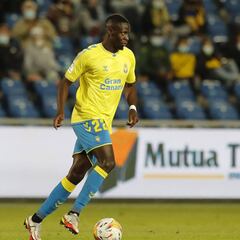 Mfulu: "El Sporting va a jugar duro para ganar el partido"