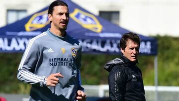 Barros Schelotto quiere que Zlatan se quede, pero esperarán