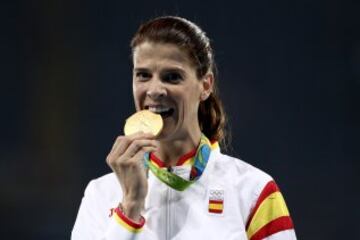 Ruth Beitia ha puesto fin a su carrera olímpica con un broche de oro. La cántabra se ha proclamado campeona olímpica a sus 37 años dejando atrás el doloroso 4º puesto de Londres 2012.