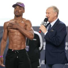 Canelo Álvarez tuvo oferta para enfrentar a Errol Spence en septiembre