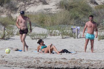 Zidane de vacaciones con su familia en la playa