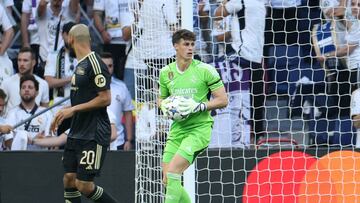 Kepa Arrizabalaga sólo ha encajado dos goles en lo que se lleva de competición oficial. Lunin encajó el restante ante el Almería.